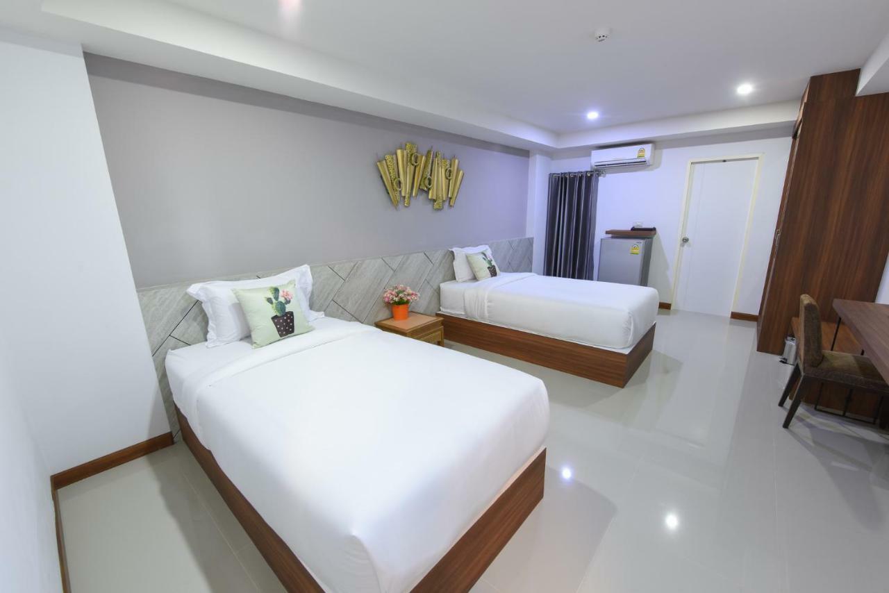 Wish Hotel Ubon Ubon Ratchathani Bagian luar foto