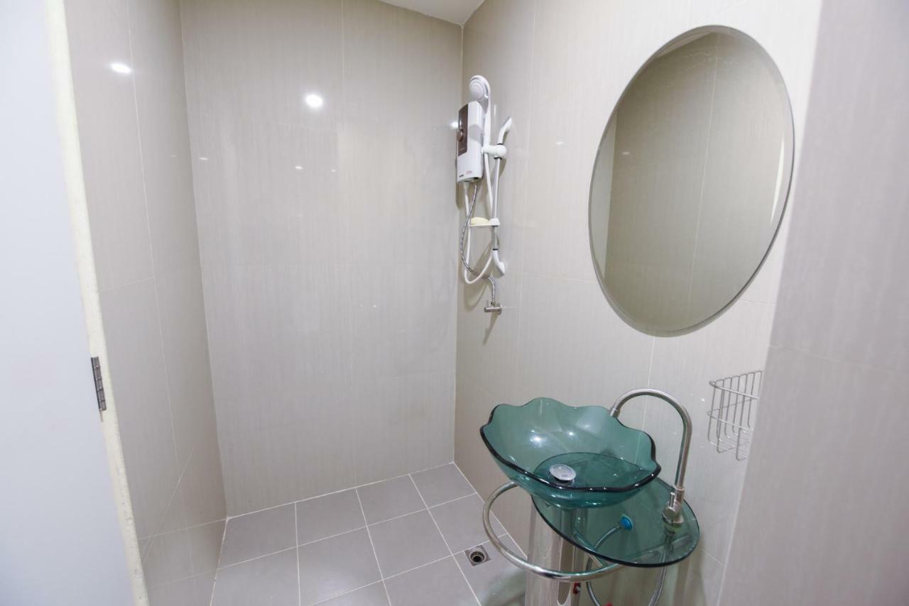 Wish Hotel Ubon Ubon Ratchathani Bagian luar foto