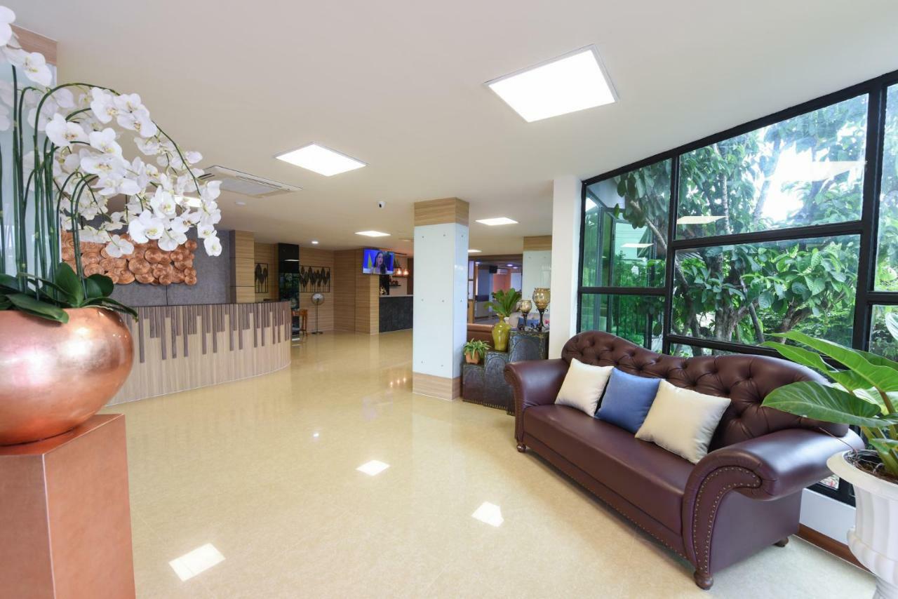 Wish Hotel Ubon Ubon Ratchathani Bagian luar foto